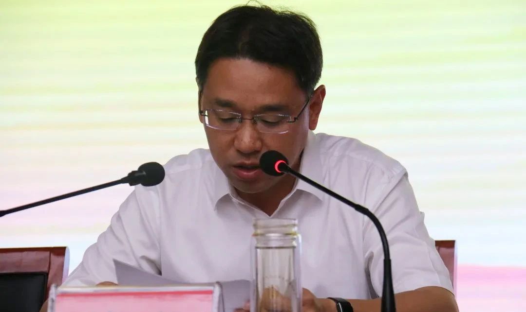 金秋助学,点亮梦想 | 利记sbobetAPP官网生物捐款100万元助力贫困学子圆梦大学